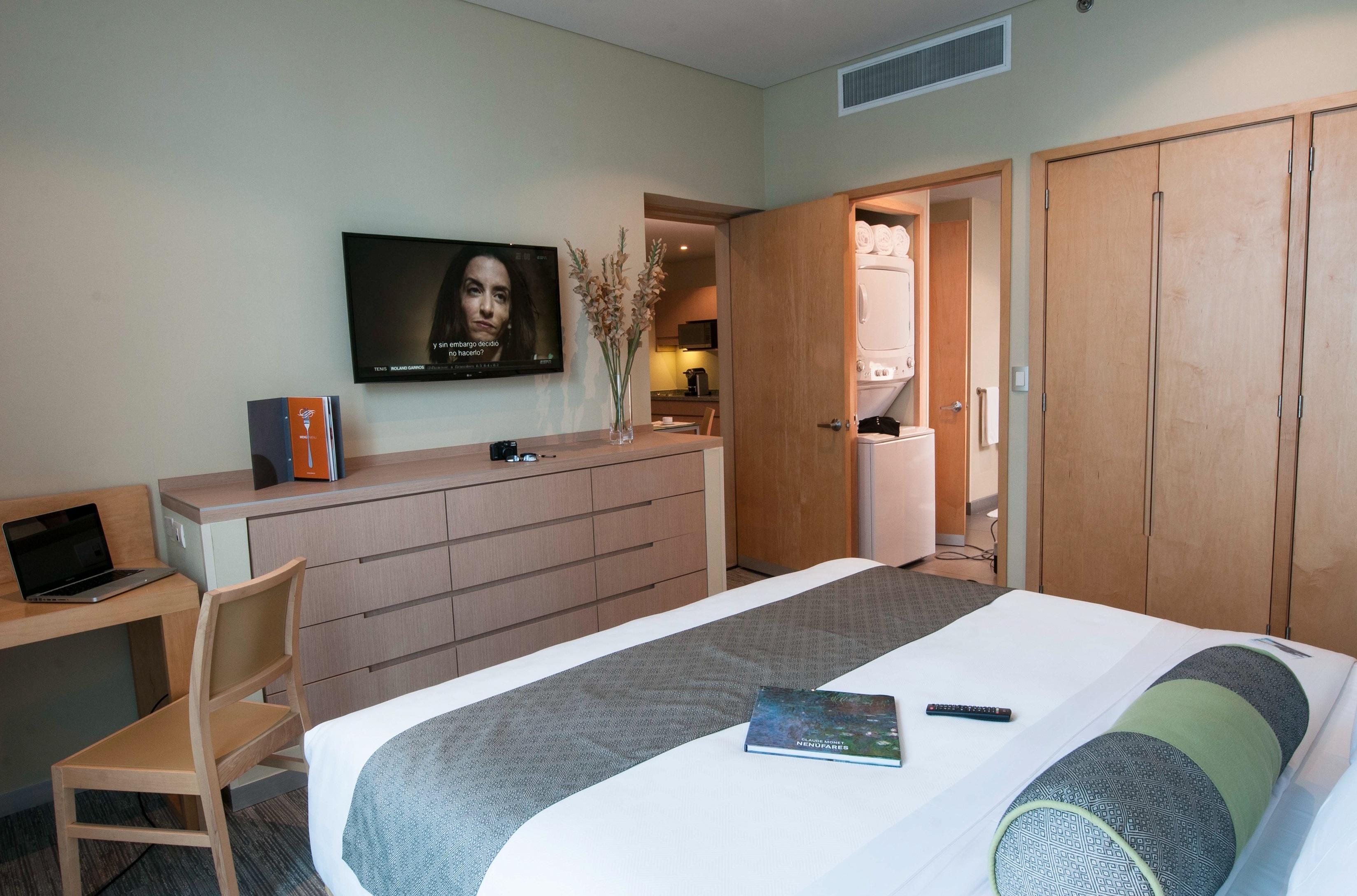 Stadia Suites Mexico City Santa Fe Exterior photo A room at the hotel
