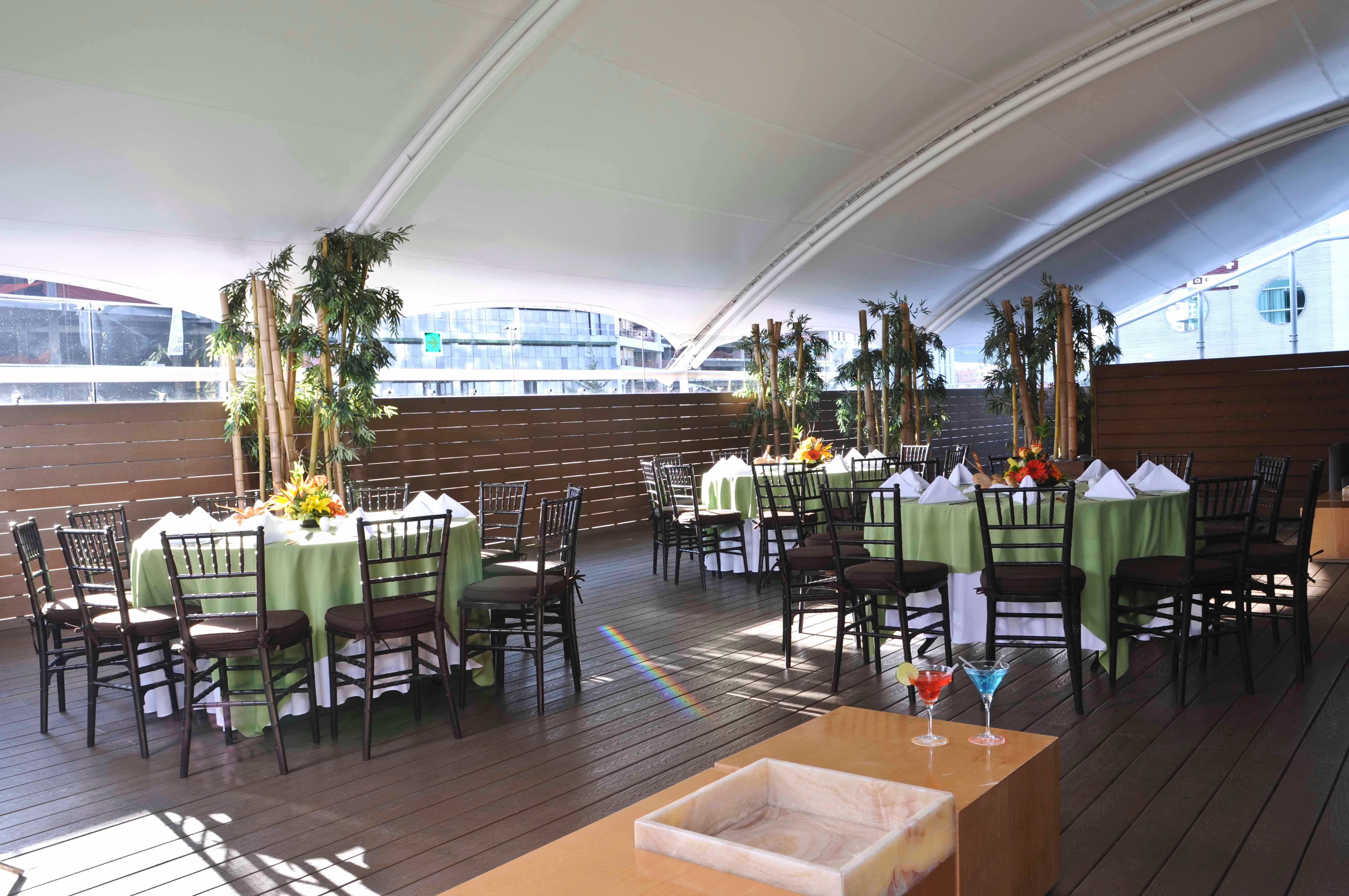 Stadia Suites Mexico City Santa Fe Exterior photo The interior of the tent
