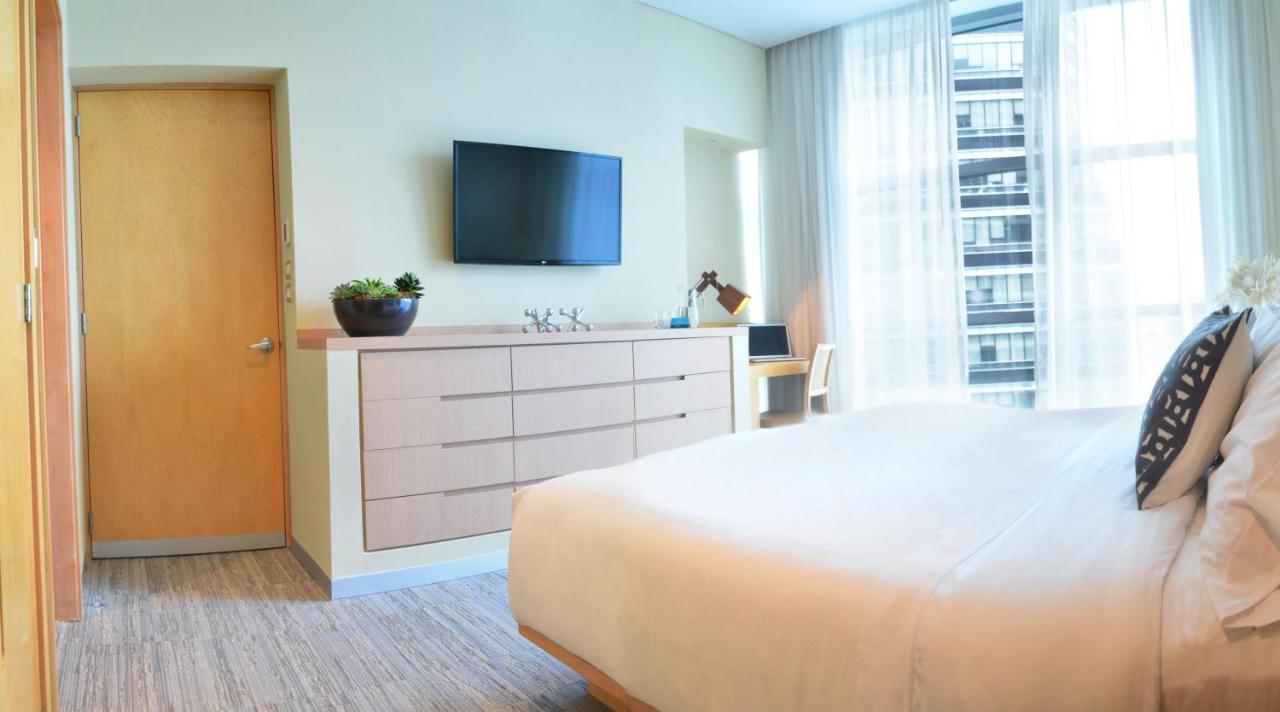 Stadia Suites Mexico City Santa Fe Exterior photo A bedroom at the Hotel Commonwealth